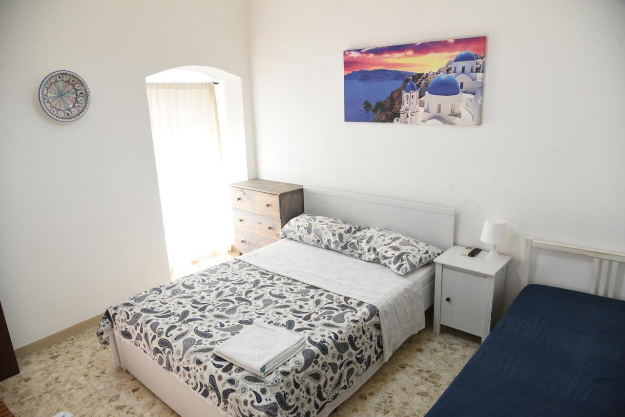 Corte Trecantaia 11 Holiday Hotel Bari Luaran gambar