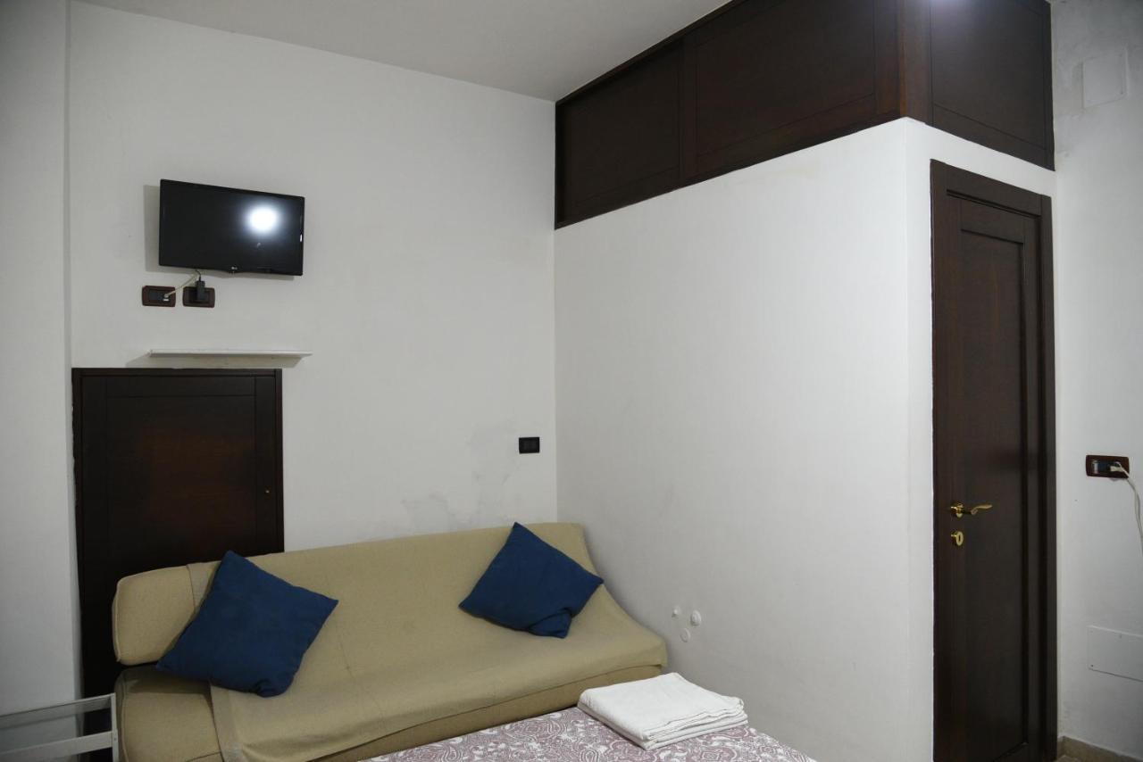 Corte Trecantaia 11 Holiday Hotel Bari Luaran gambar